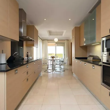 Rei 38 Villa